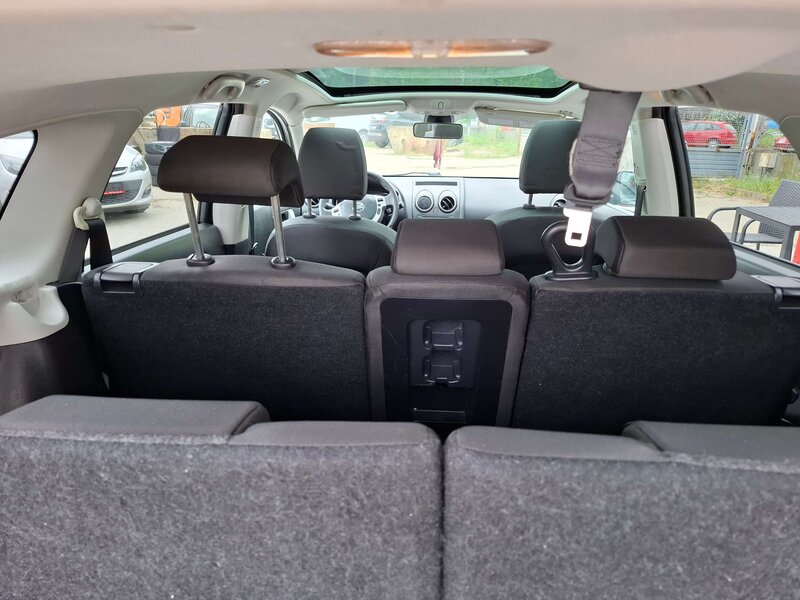 Nissan Qashqai+2