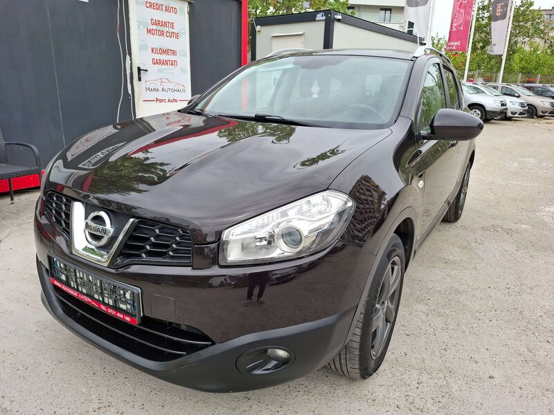 Nissan Qashqai+2